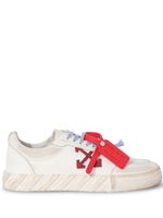 Off-White baskets en cuir Vulcanized à effet usé - Blanc