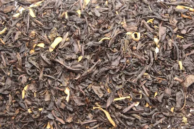 Sinaasappel oolong
 -
 Zwarte thee
 en
 Groene thee