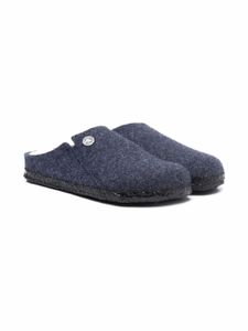 Birkenstock Kids chaussons en peau lainée à boutons logo - Bleu