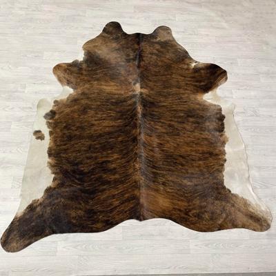 Koeienhuid bruin zwart wit brindle 225x210cm M/L