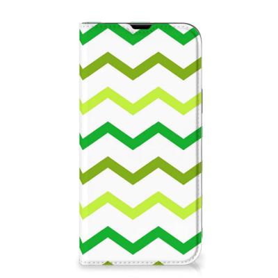 iPhone 13 Pro Max | Hoesje met Magneet | Zigzag Groen