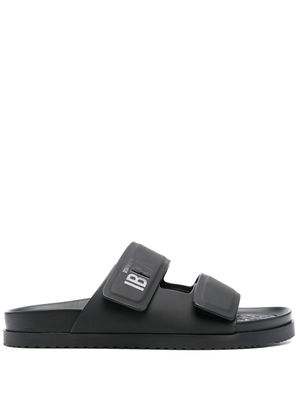 DSQUARED2 x Ibrahimović claquettes en cuir - Noir