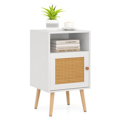 Nachtkastje Rotan Bijzettafel met Open Plank en Deur Sofatafel Landelijke Stijl Ideaal voor Slaapkamer Woonkamer