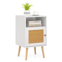 Nachtkastje Rotan Bijzettafel met Open Plank en Deur Sofatafel Landelijke Stijl Ideaal voor Slaapkamer Woonkamer