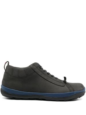 Camper baskets Peu Pista en cuir - Gris