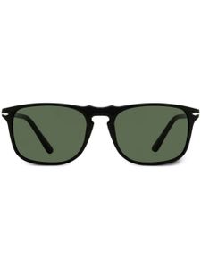 Persol lunettes de soleil teintées à monture rectangulaire - Noir