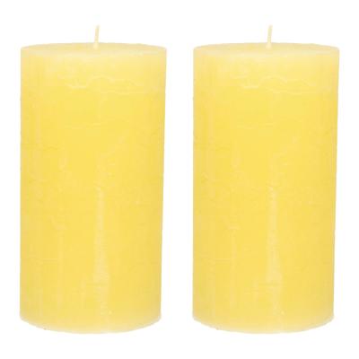 Stompkaars - 2x - geel - 7 x 13 cm - rustiek model - cilinderkaars - kaars