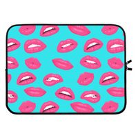 Bite my lip: Laptop sleeve 15 inch