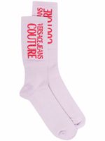 Versace Jeans Couture chaussettes à logo imprimé - Violet Versace Jeans Couture chaussettes à logo imprimé - Violet