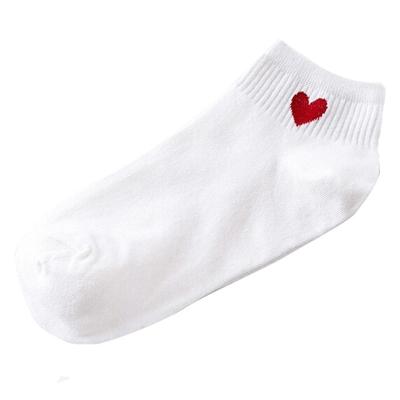 10 paar leuke sokken vrouwen rood hart patroon zachte ademende katoenen sokken enkel-hoge casual comfortabele sokken (wit lichaam rood hart)