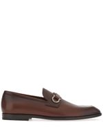 Ferragamo mocassins en cuir à boucles Gancini - Marron Ferragamo mocassins en cuir à boucles Gancini - Marron