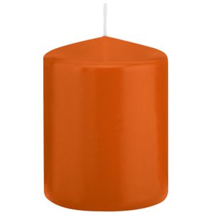 1x Oranje woondecoratie kaarsen 6 x 8 cm 29 branduren