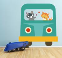 Sticker kinderen wasbeer en vos in busje