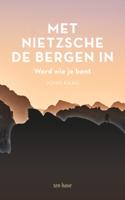 Met Nietzsche de bergen in (Paperback)