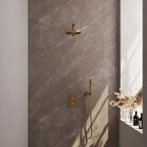 Regendoucheset Inbouw Brauer Gold Carving Thermostatisch 30cm met 3-Weg Omstelling, Gebogen Wandarm, Glijstang en Staaf Handdouche Geborsteld Goud