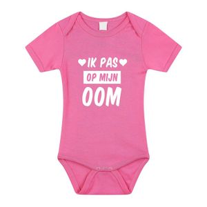 Ik pas op mijn oom cadeau baby rompertje roze voor meisjes