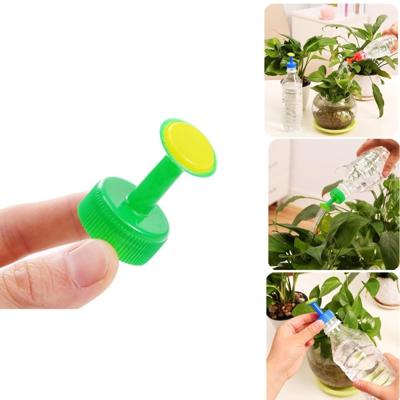 2 stuks plastic Home pot drenken fles nozzle voor 3cm water fles sprinkler nozzle drenken tools (willekeurige kleur levering)
