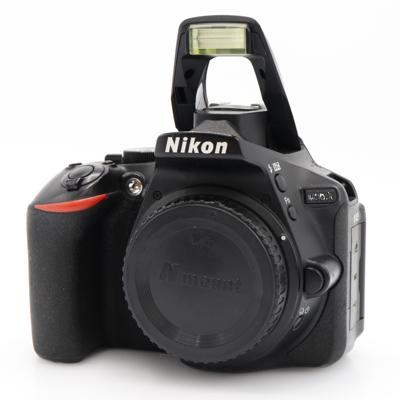Nikon D5600 body occasion