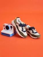 Geknoopte en klittenband kindertasjes collectie kleuterschool veel beige