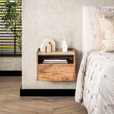 LifestyleFurn Hangend Nachtkastje 'Beckie' Mangohout en travertinlook, Met open vak en 1 lade