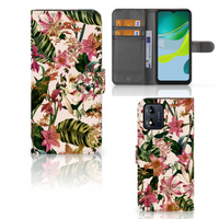 Motorola Moto E13 4G Hoesje Flowers - thumbnail