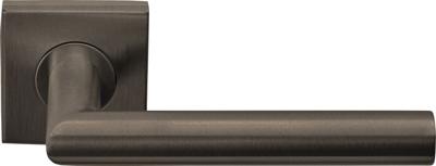 Formani deurkruk Basics LB2-19BSQ geveerd op vierkant rozet - brons