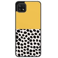 Samsung Galaxy A22 5G hoesje - Abstract geel