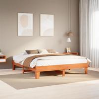 Bedframe zonder matras massief grenenhout wasbruin 200x200 cm