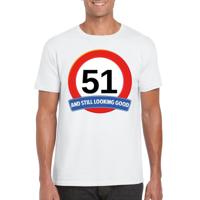 51 jaar and still looking good - t-shirt verkeersbord print - wit - heren - verjaardag