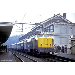 Piko N 40461 N elektrische locomotief 1202 van de NS