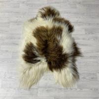 IJslander schapenvacht bruin wit 120x70cm L