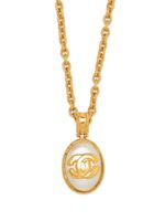 CHANEL Pre-Owned collier à pendentif logo CC (1996) - Or - thumbnail