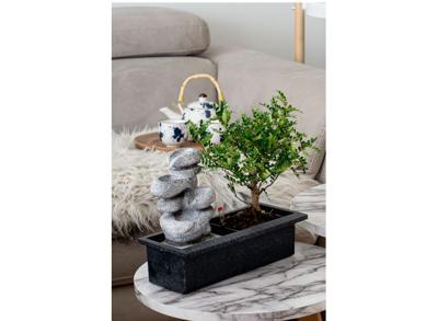 Bonsai met waterval 'Stones'