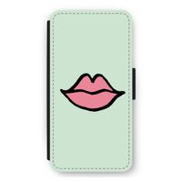 Kusje: iPhone 11 Flip Hoesje