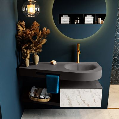MONDIAZ RIVA 120cm badmeubel onderkast / planchet kleur carrara met 1 lade. Wastafel DULCET rechts 1 kraangat kleur Dark_Grey. MONDIAZ RIVA 120cm badmeubel onderkast / planchet kleur carrara met 1 lade. Wastafel DULCET rechts 1 kraangat kleur Dark_Grey.