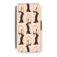 Pop Some Kim: iPhone 8 Flip Hoesje