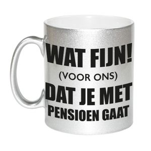 Wat fijn dat je met pensioen gaat cadeau mok / beker zilver bedankt cadeau pensioen 330 ml