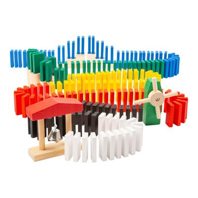 Small Foot - houten domino rally, 490dlg. Small Foot - houten domino rally, 490dlg.