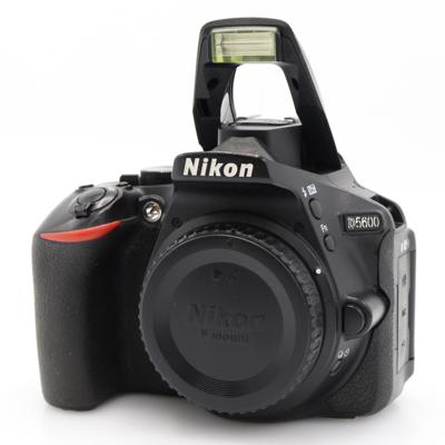 Nikon D5600 body occasion