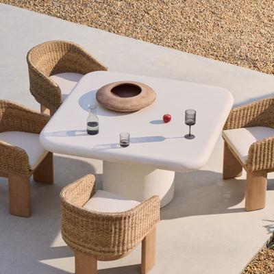 Kave Home Vierkante Eettafel 'Addaia' Cement, 135 x 135cm