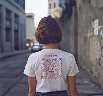Instagram qr-code T-shirt