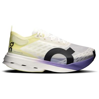 On Cloudboom Strike Dames