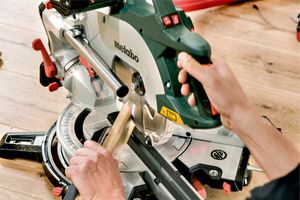 Metabo KGSV 72 Xact SYM Afkortzaag | 1800w | Trekfunctie - 612216000