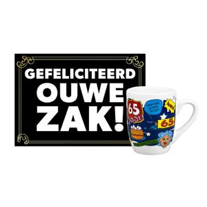 Verjaardagsmok/beker 65 jaar man met grappige tekst 300 ml + wenskaart ouwe zak