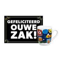 Verjaardagsmok/beker 65 jaar man met grappige tekst 300 ml + wenskaart ouwe zak - thumbnail