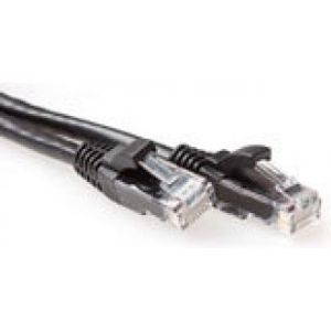 ACT Zwarte 1,5 meter U/UTP CAT6A patchkabel snagless met RJ45 connectoren