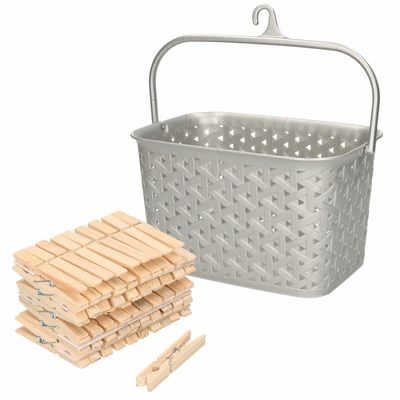 Wasknijpers mandje met ophanghaak - zilver - gevuld met 100x houten wasknijpers van 7 cm