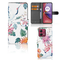 Motorola Moto G84 Telefoonhoesje met Pasjes Bird Flowers