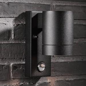 Buitenlamp zwart met sensor Nordlux &apos;Tin Maxi&apos; GU10 lamp voordeur (PIR)