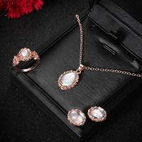 Vrouwen Opaal ketting oorbellen ring kristal sieraden set